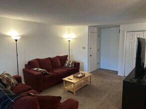 1 Beverly Ln, Unit 1D in Stratford, NJ - Building Photo - Building Photo