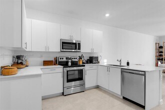 12932 SW 286th Terrace in Homestead, FL - Building Photo - Building Photo