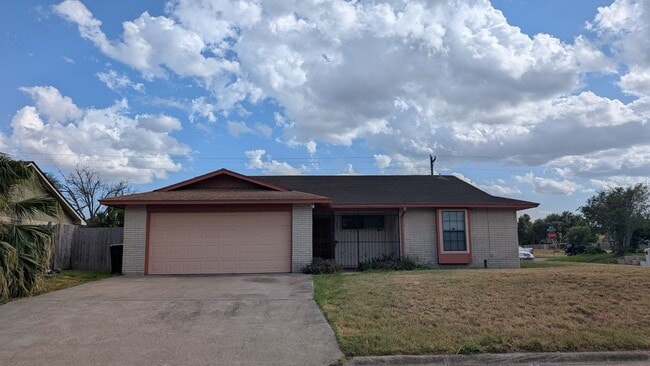 2521 Eagle Ave in McAllen, TX - Building Photo - Building Photo