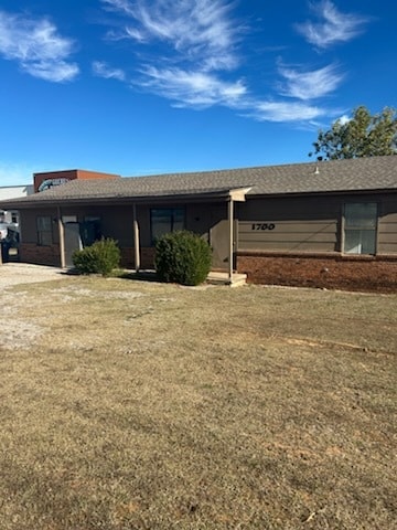 property at 1700 S Choctaw Rd