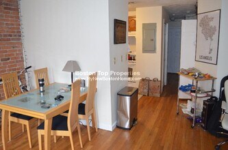 65 Hemenway St, Unit 8 in Boston, MA - Building Photo - Building Photo