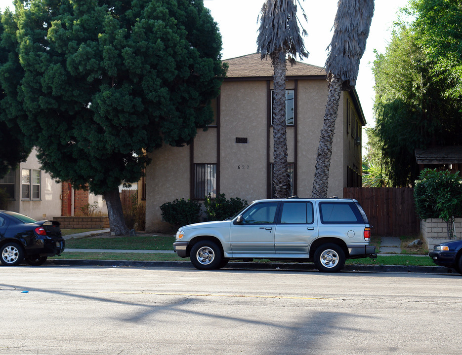 622 W Queen St in Inglewood, CA - Building Photo