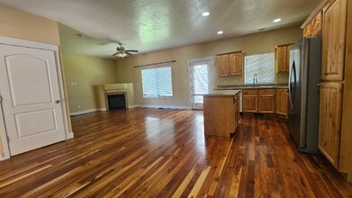 2718 N Elm Dr in Lehi, UT - Building Photo - Building Photo