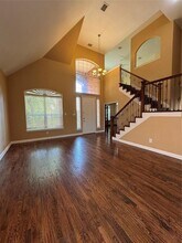 9101 Forest Hills Dr in Irving, TX - Foto de edificio - Building Photo