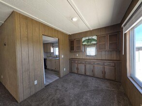 1175 E Ames Ave in Kingman, AZ - Building Photo - Building Photo