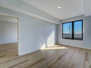 1112 E Berks St, Unit B in Philadelphia, PA - Foto de edificio - Building Photo