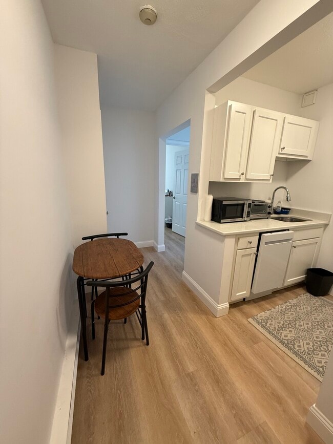 120 Norway St, Unit 111-404 in Boston, MA - Foto de edificio - Building Photo