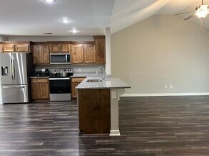 610 Constitution Dr in Sumter, SC - Building Photo - Building Photo