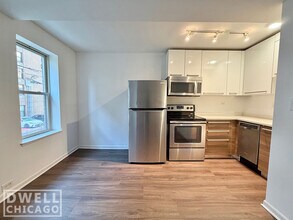 955 W Carmen Ave, Unit 3 in Chicago, IL - Building Photo - Building Photo