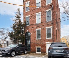 1 Chelsea Ter, Unit 3 in Boston, MA - Building Photo