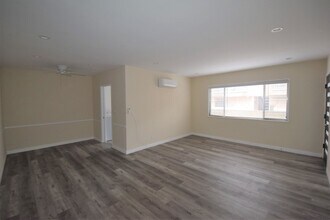 4334 Mammoth Ave in Los Angeles, CA - Building Photo - Building Photo