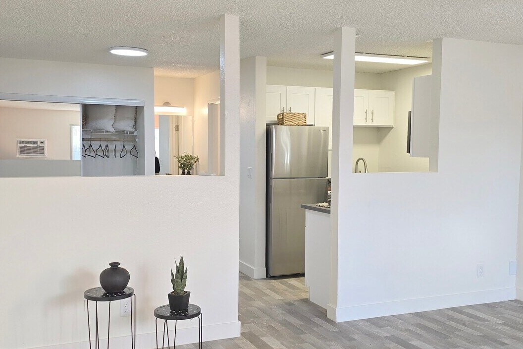 Sierra Park Apartments in Las Vegas, NV - Building Photo