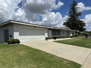 4080 Locust St in Chino, CA - Building Photo - Building Photo