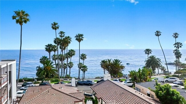360 Cliff Dr in Laguna Beach, CA - Building Photo - Building Photo