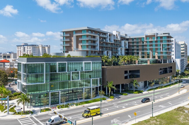The International at Aventura in Aventura, FL - Building Photo - Primary Photo