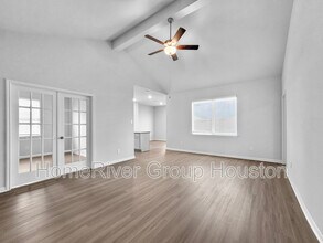 329 Grayson Baw Ln in Waller, TX - Building Photo - Building Photo