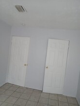 946 Fra-Mar Pl in Fort Pierce, FL - Building Photo - Building Photo