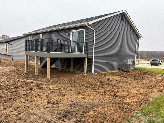 28712 Woodland Heights Dr in Warrenton, MO - Building Photo - Building Photo