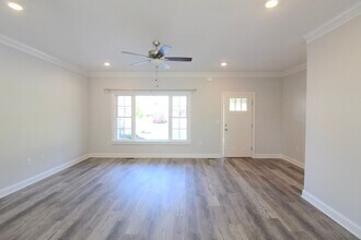 1073 Bluemoon Dr in Harrisonburg, VA - Building Photo - Building Photo