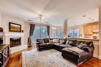 8104 Red Bird Ct in Austin, TX - Building Photo - Building Photo