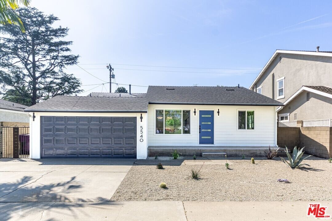 5540 Parkcrest St in Long Beach, CA - Building Photo