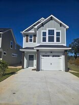 5684 Native Oak Dr in Tallahassee, FL - Building Photo