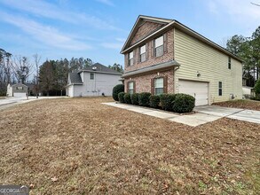 655 Balerma St in Atlanta, GA - Building Photo - Building Photo