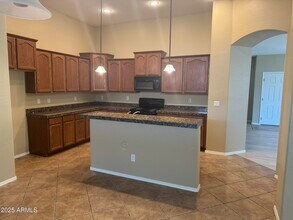 8771 W Nicolet Ave in Glendale, AZ - Building Photo - Building Photo