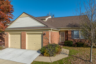 Turnberry Village in Ann Arbor, MI - Building Photo - Primary Photo