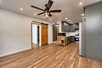 2116 Bernina Dr in Pine Mountain Club, CA - Building Photo - Building Photo