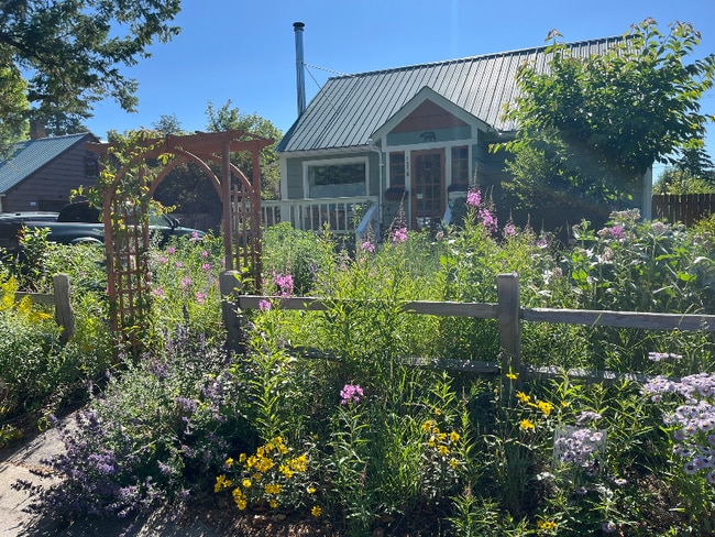 property at 1518 6th Ave W