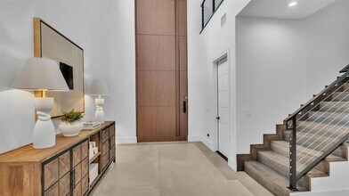 3010 W Trilby Ave in Tampa, FL - Building Photo - Building Photo