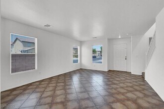 4693 Ametrine Ct in Las Vegas, NV - Building Photo - Building Photo