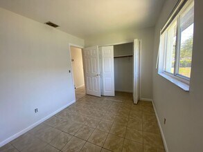 3223-3225 SW Santa Barbara Pl in Cape Coral, FL - Building Photo - Building Photo