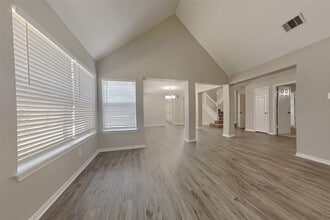 3019 Highland Laurels Dr in Houston, TX - Building Photo - Building Photo