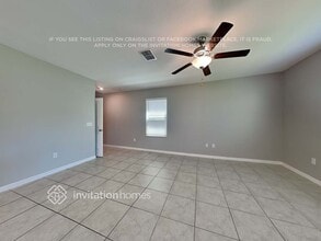 7735 Silver Berry Ct in Gibsonton, FL - Building Photo - Building Photo