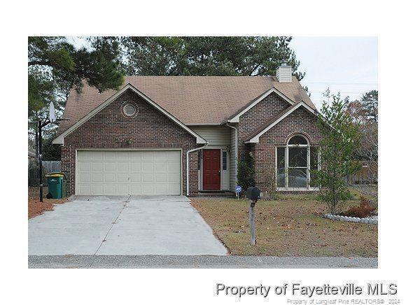 4229 Buckhurst Dr in Hope Mills, NC - Building Photo