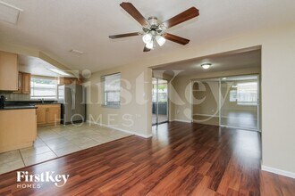 3206 Coldwell Dr in Holiday, FL - Foto de edificio - Building Photo