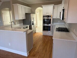 5034 Hickory Hills Dr in Woodstock, GA - Building Photo - Building Photo