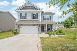 5613 Amelia Ln, Unit 2-223 in Gastonia, NC - Building Photo