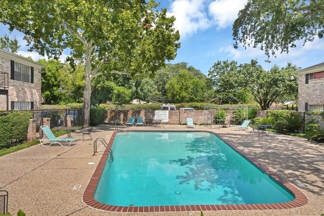 property at 7900 Westheimer Rd