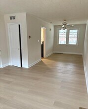 216 W Riverview Rd in Baltimore, MD - Building Photo - Building Photo