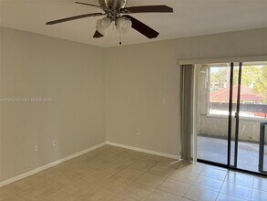 9010 SW 125th Ave in Miami, FL - Building Photo - Building Photo