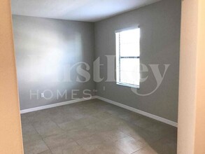 9640 Sage Creek Dr in Riverview, FL - Building Photo - Building Photo