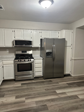 2060 Lyndora Rd in Virginia Beach, VA - Building Photo - Building Photo