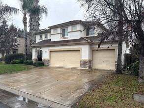 4050 Pine Lake Cir in Stockton, CA - Building Photo - Building Photo