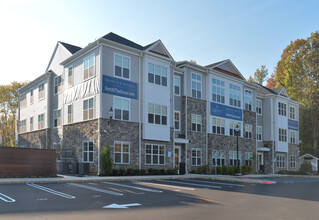 The Grove at Piscataway in Piscataway, NJ - Building Photo - Building Photo