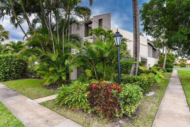 property at 1605 US-1