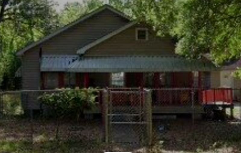 4247 Maple Dr in Baton Rouge, LA - Building Photo