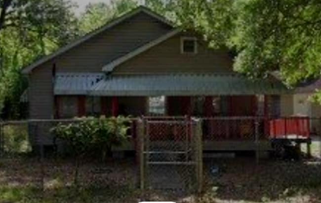 property at 4247 Maple Dr